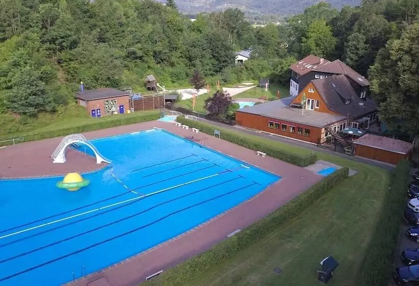 هتل Im Tannengrund