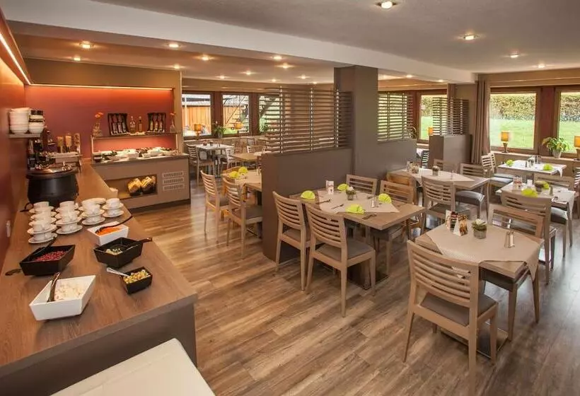 هتل Im Tannengrund