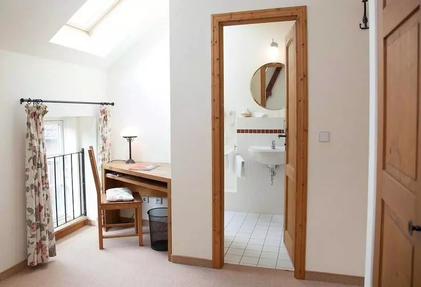 Отель Landhaus Alte Schmiede