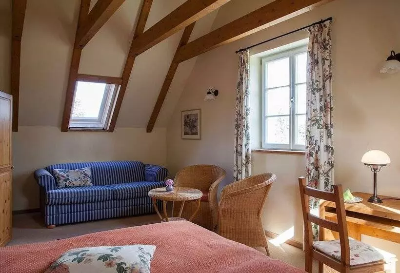 Отель Landhaus Alte Schmiede