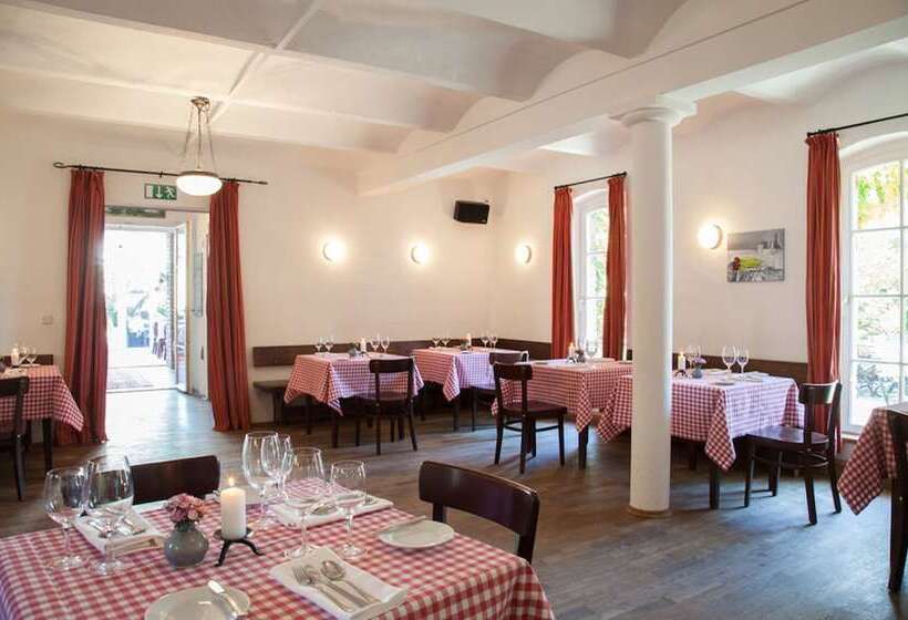 فندق Landhaus Alte Schmiede