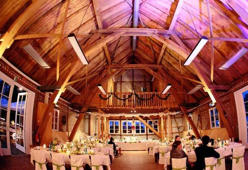 Отель Landhaus Alte Schmiede