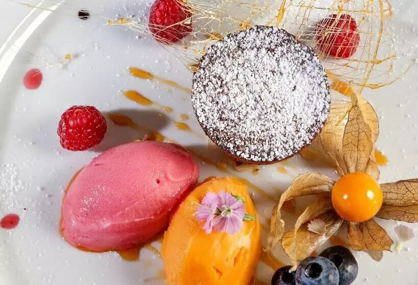 Отель Landhaus Alte Schmiede