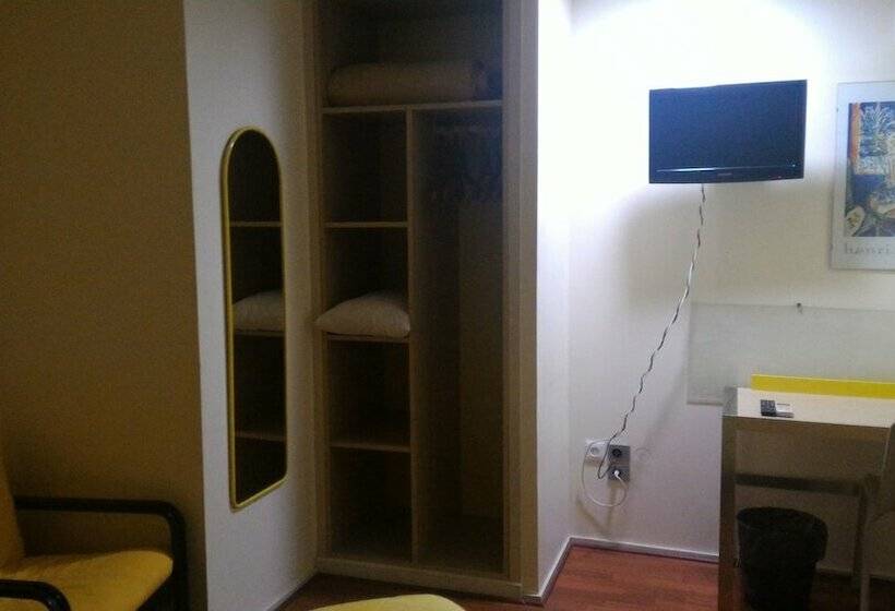 فندق Le President