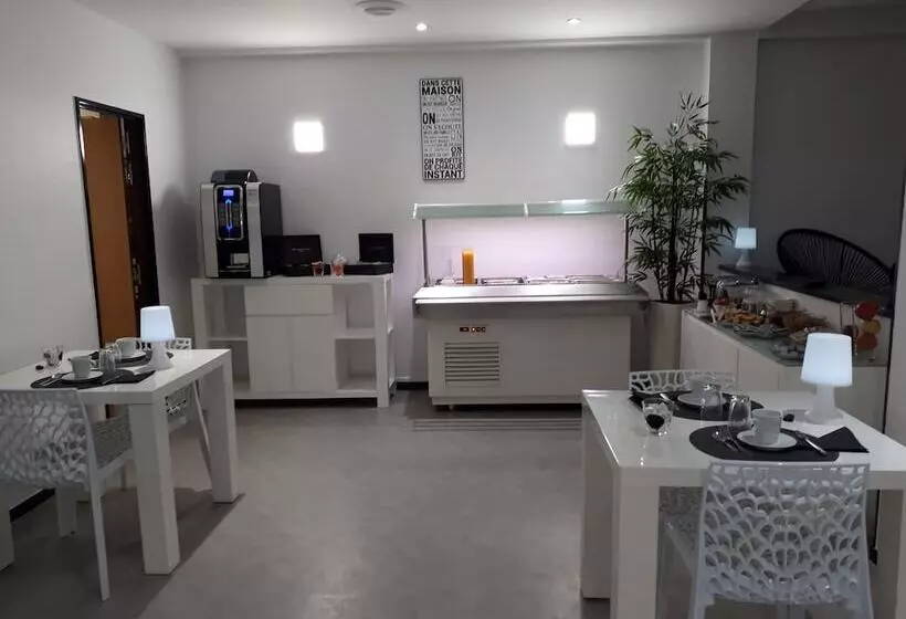 ホテル Le President