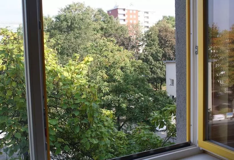 هتل Martas Gästehäuser Hauptbahnhof Berlin