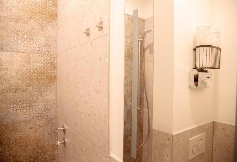 酒店 Mintarder Wasserbahnhof