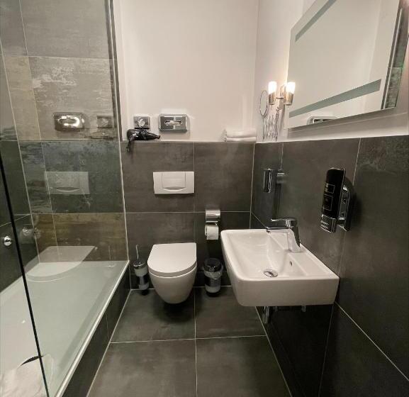 酒店 Mintarder Wasserbahnhof