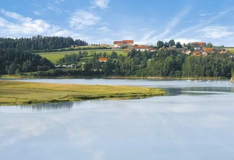 Panorama Hotel Am See