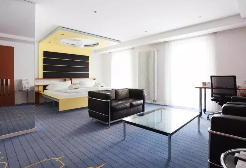 בית מלון כפרי Schloss Montabaur