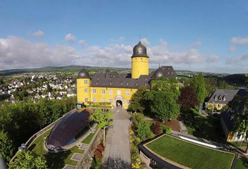 בית מלון כפרי Schloss Montabaur