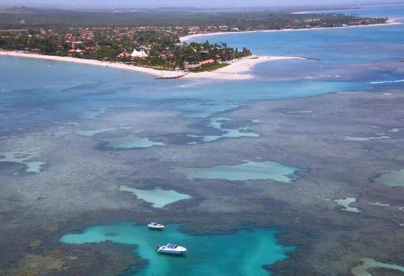 فندق Serrambi Resort