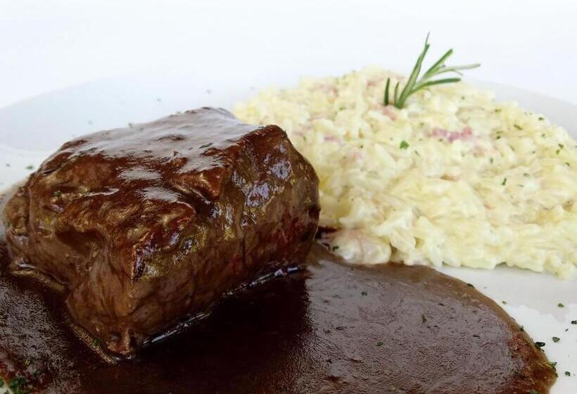 ホテル Serrambi Resort