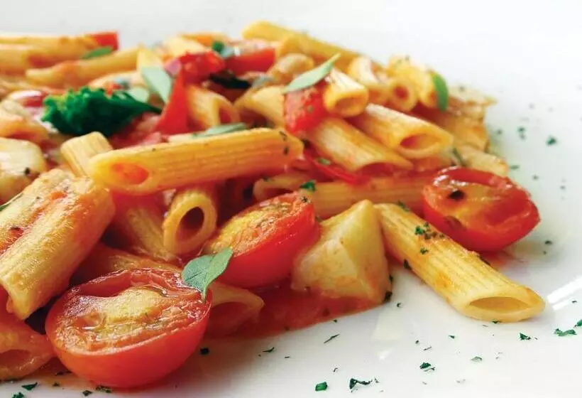 فندق Serrambi Resort