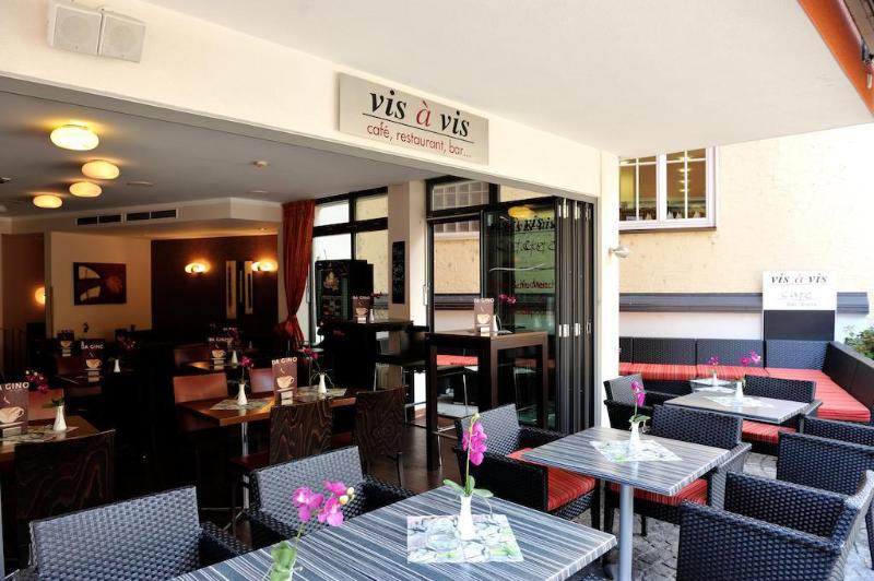 ホテル Vis A Vis
