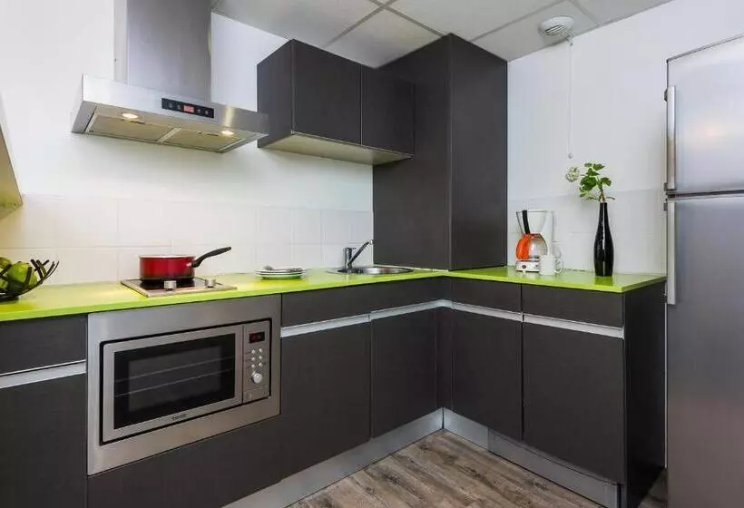 Ténéo Apparthotel Talence