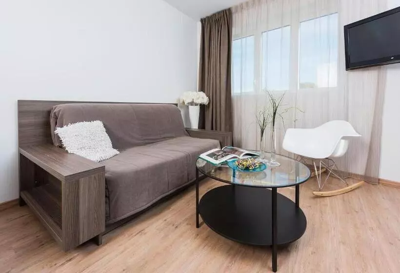 Ténéo Apparthotel Talence