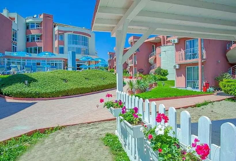 Hotelli Arapya Resort