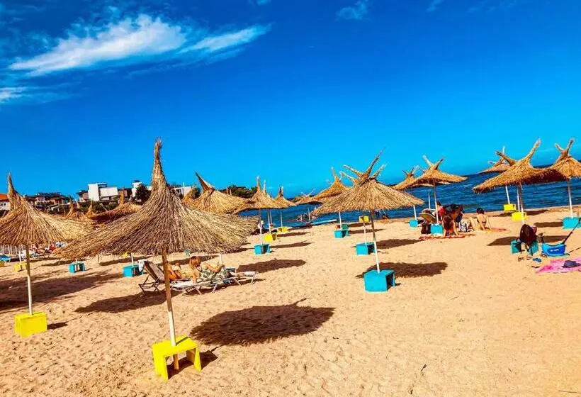 Hotelli Arapya Resort