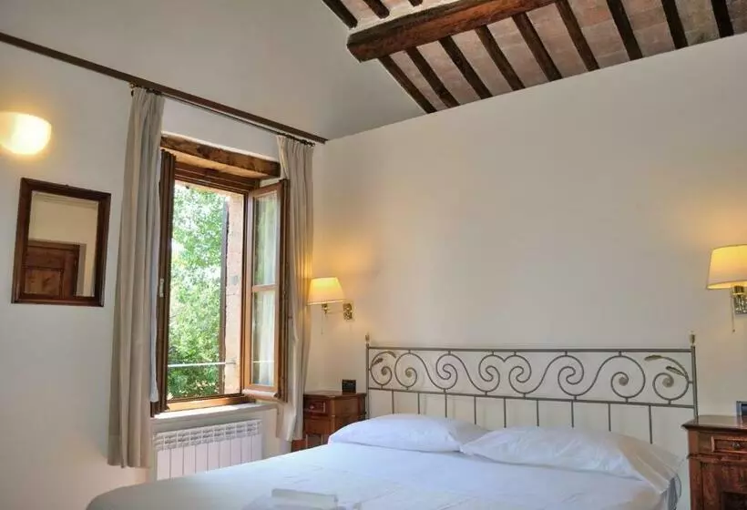 Hotelli I Casali Della Ghisleria