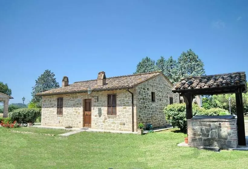 Hotelli I Casali Della Ghisleria