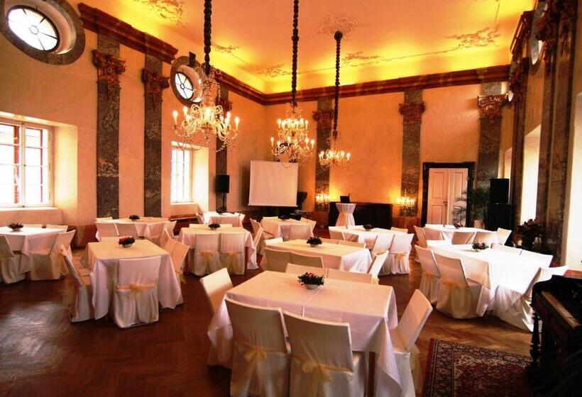 בית מלון כפרי Zámek Potštejn