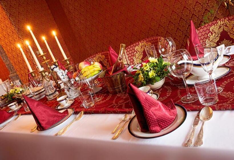 בית מלון כפרי Zámek Potštejn