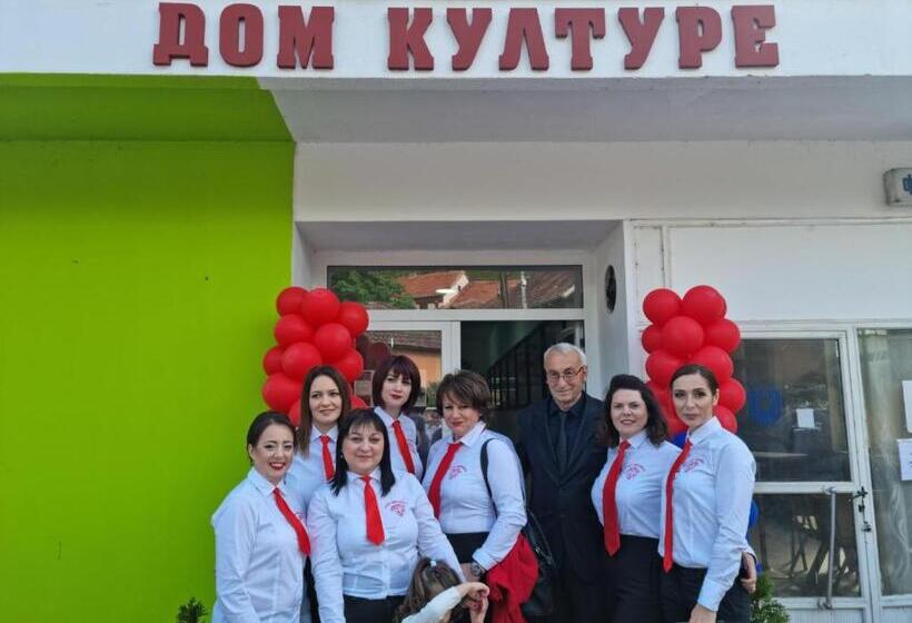 پانسیون Apartman Domacinstvo La Vie Na Selu