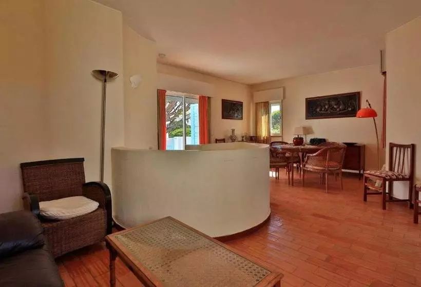 ペンション Casa Vale Do Lobo 114   Great Townhouse Few Minutes Walk From Beach Praca