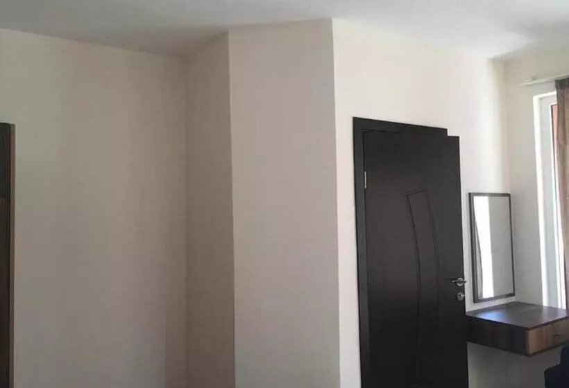 پانسیون Elite Apartments Is Located In The Old Town Of Pomorie