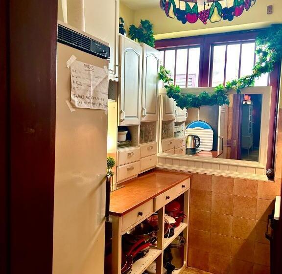 پانسیون Guest House Vila Eli