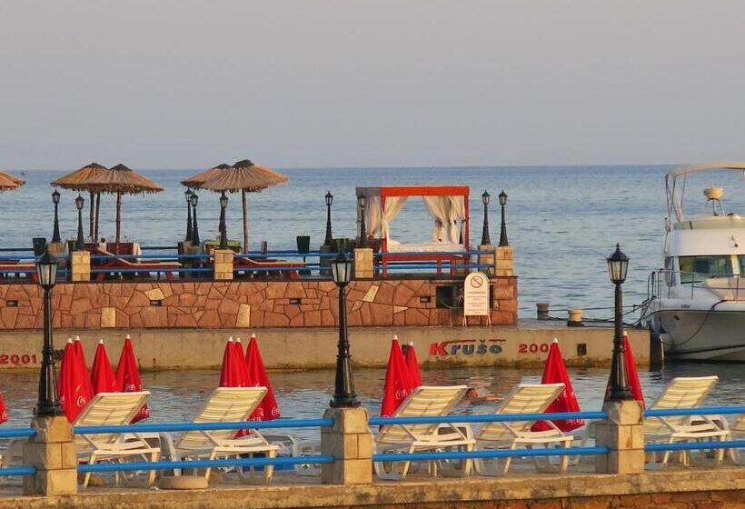 پانسیون Guest House Vila Eli