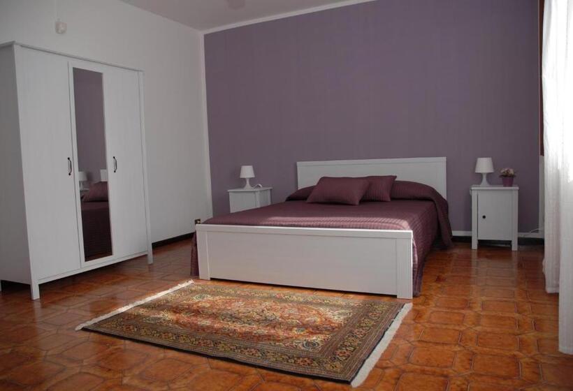 بنسيون Il Giardino Monticciolo