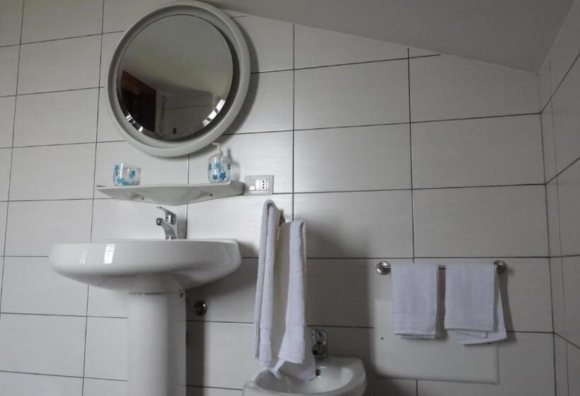 بنسيون Il Giardino Monticciolo