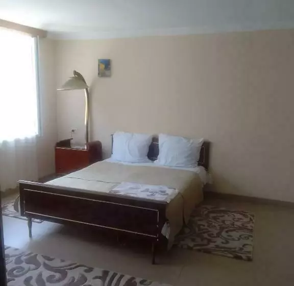 Majatalo Nino Apartement Zugdidi