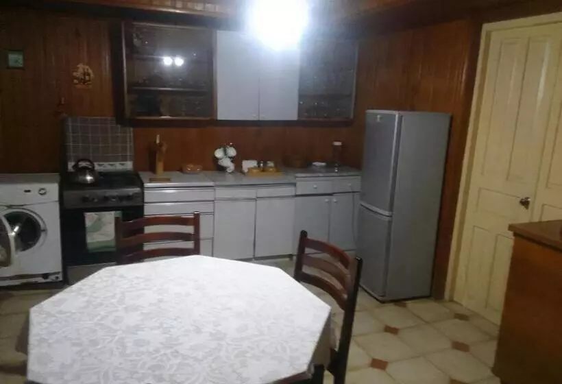 Majatalo Nino Apartement Zugdidi