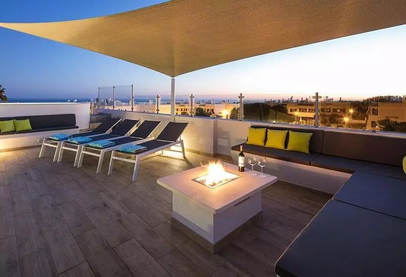 ペンション Villa Benagil With Stunning Views And Roof Terrace With Private Heated Pool