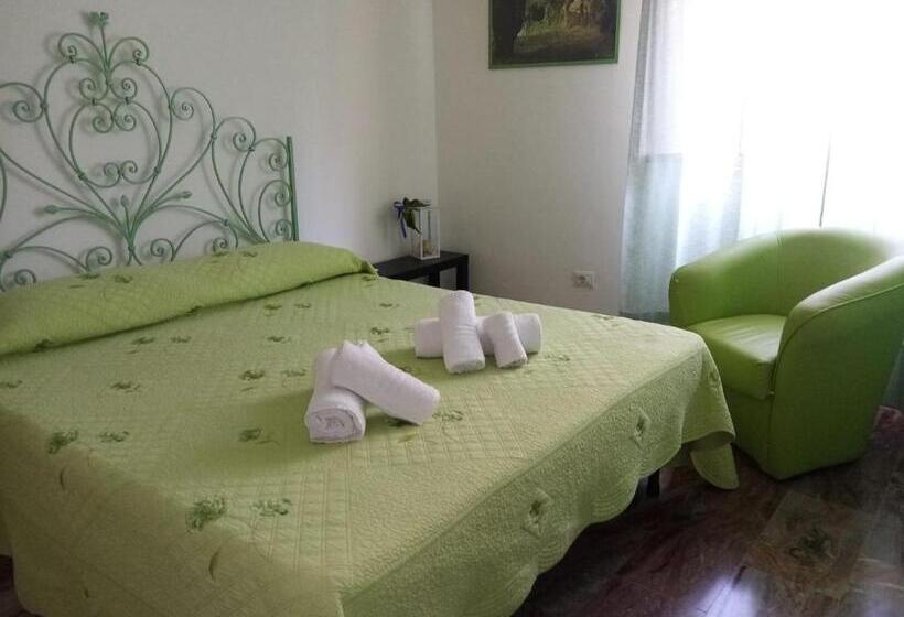 Bed and Breakfast Scilla A Vinedda