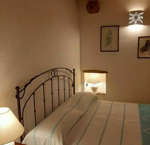 هتل Agriturismo Casteddu