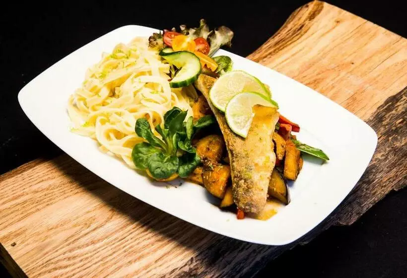 ホテル Flößerstube