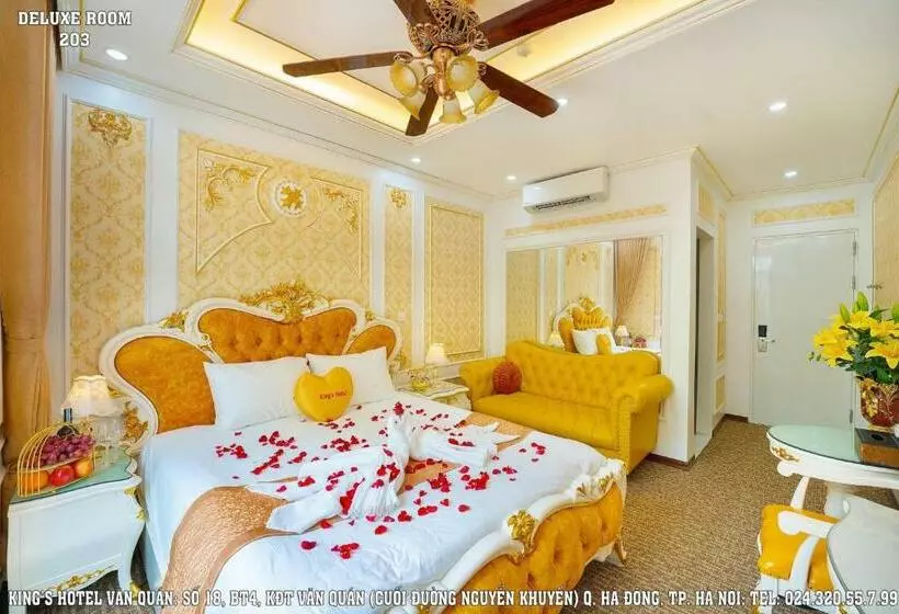 King S Hotel Văn Quán