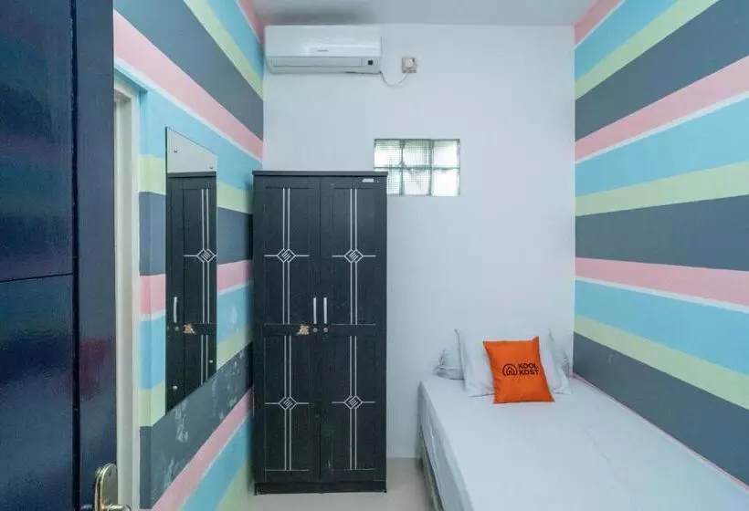 ホテル Koolkost Syariah @ Jl Kelapa Dua Raya Tangerang