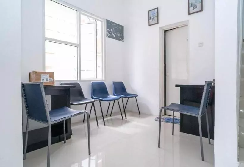 ホテル Koolkost Syariah @ Jl Kelapa Dua Raya Tangerang