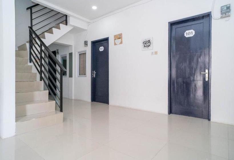 בית מלון כפרי Koolkost Syariah @ Jl Kelapa Dua Raya Tangerang