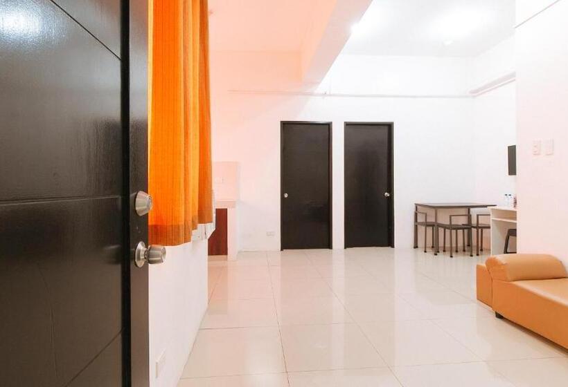 Szálloda Reddoorz @ Jardin Lrt Tayuman Manila