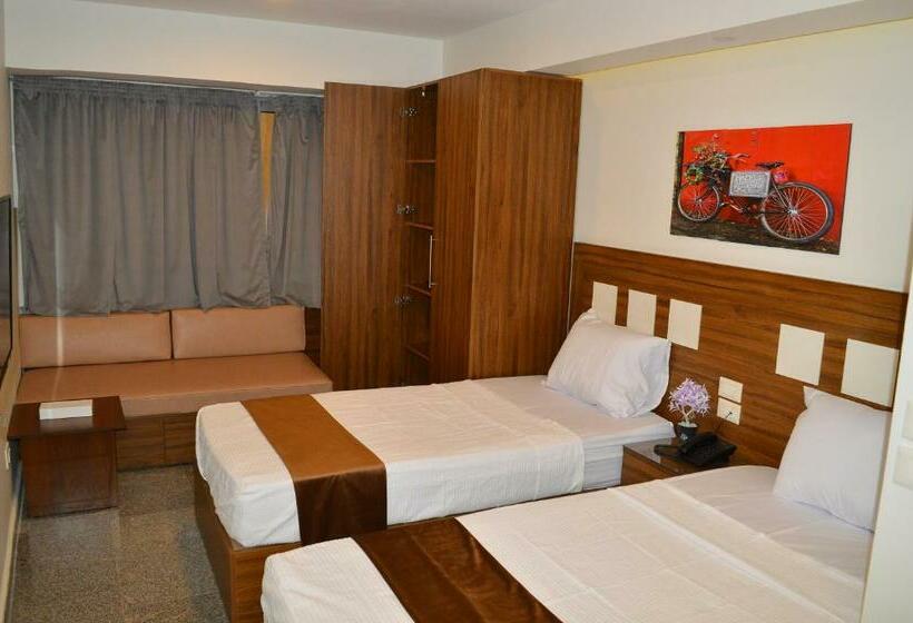 هتل Royal Inn Residence