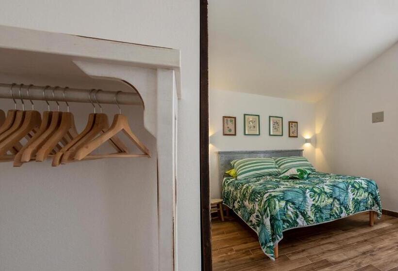 بنسيون Dery Alghero Holiday Rooms