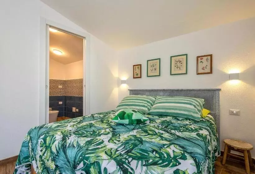 ペンション Dery Alghero Holiday Rooms
