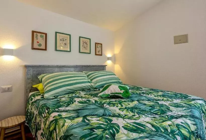 ペンション Dery Alghero Holiday Rooms