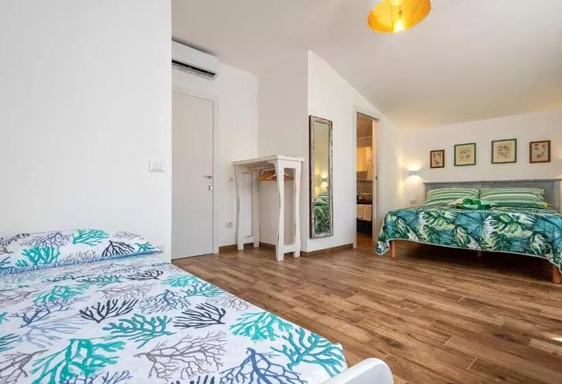 ペンション Dery Alghero Holiday Rooms